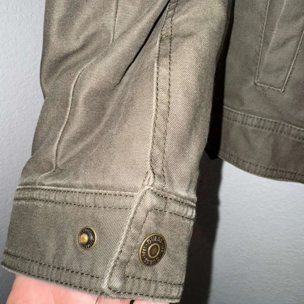 Guess Men's Size M Sherpa Lined Military Style Hooded Jacket Snap Button Olive